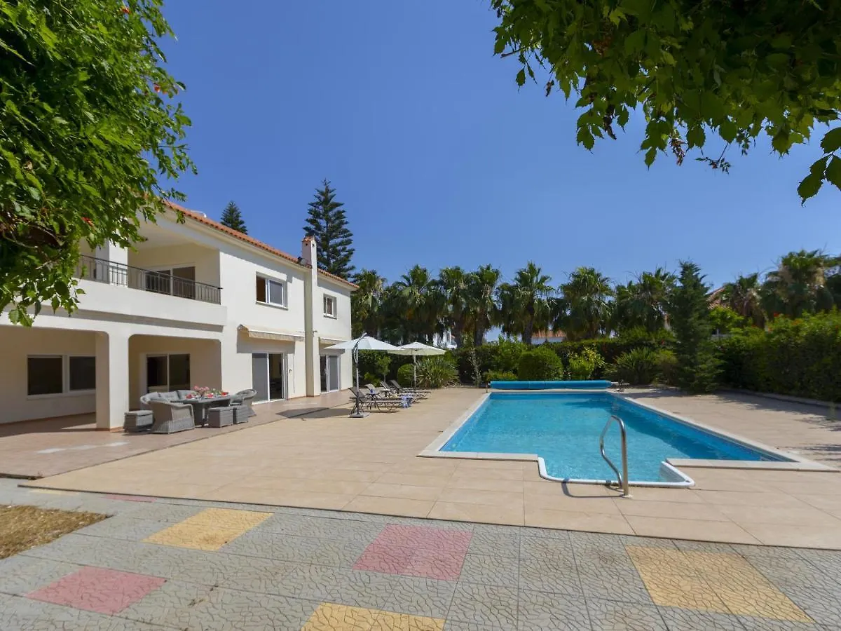 Meneou Seaside Mansion 7 Villa Larnaca