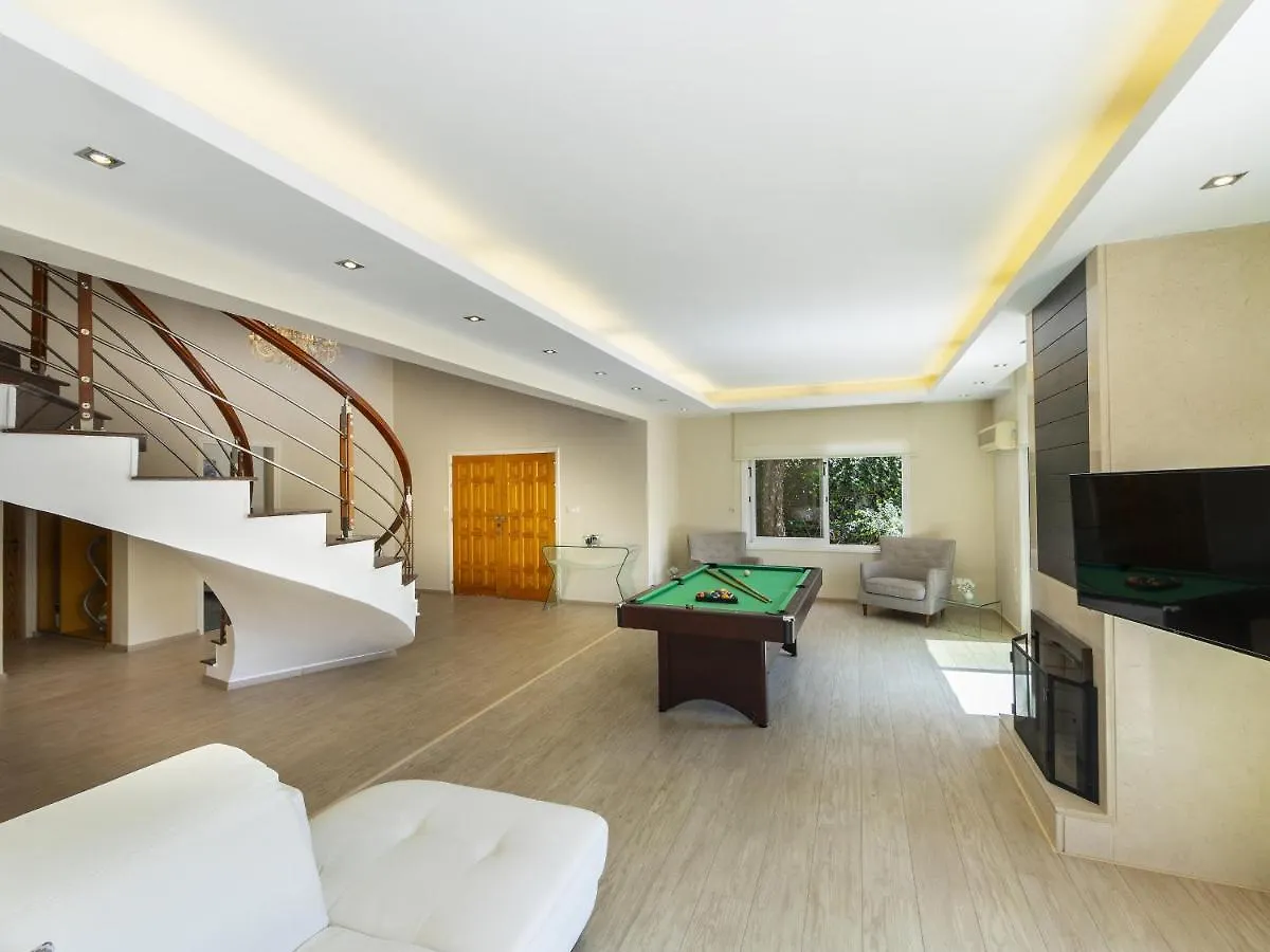 Meneou Seaside Mansion 7 Villa Larnaca