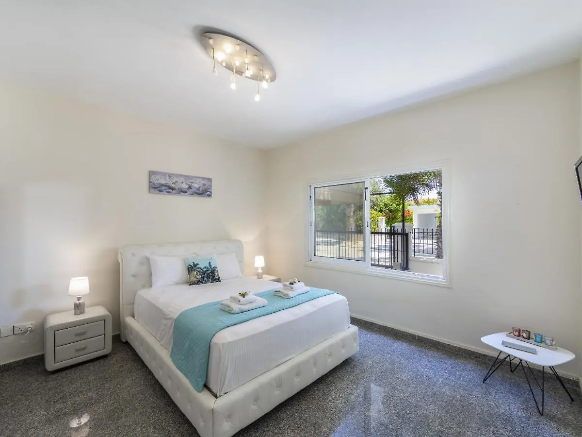 Meneou Seaside Mansion 7 Villa Larnaca